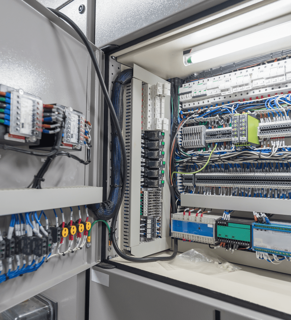 Schaltschrank von innen